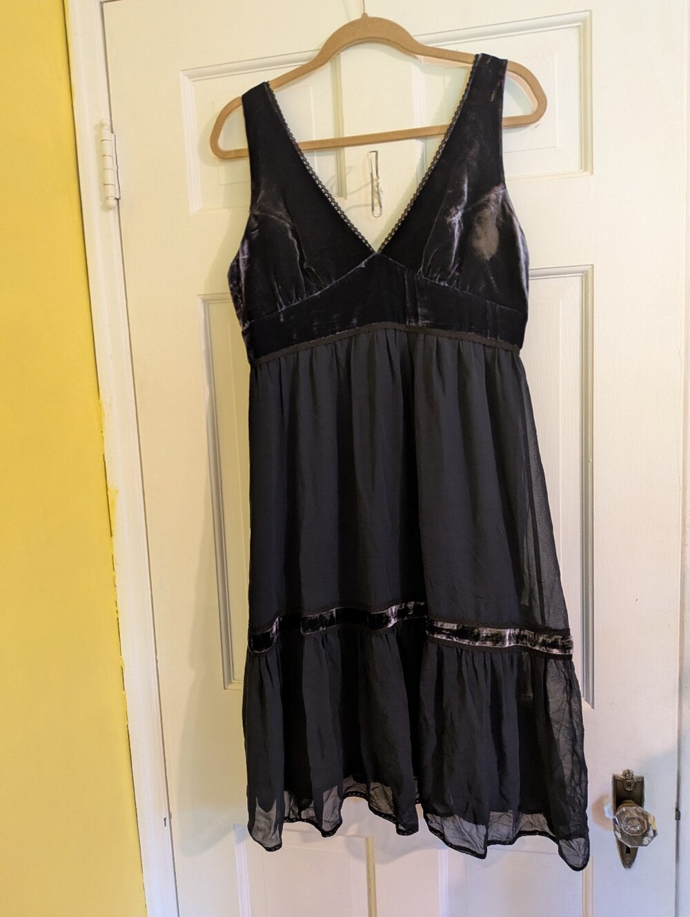 BCBGMaxAzria Dress Lined In Real Silk, Vintage